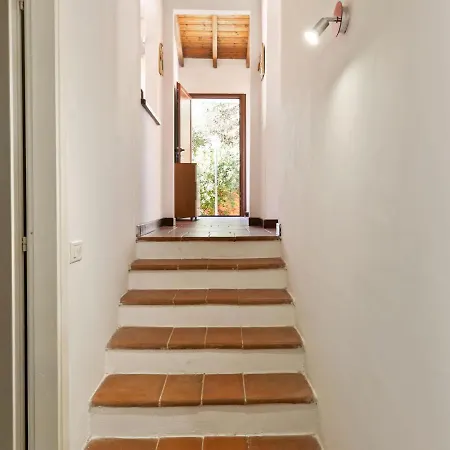 Welcoming In With Private Swimming Pool