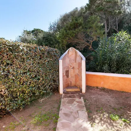 Welcoming In With Private Swimming Pool *