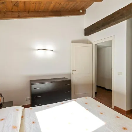 Welcoming In With Private Swimming Pool * Стинтино